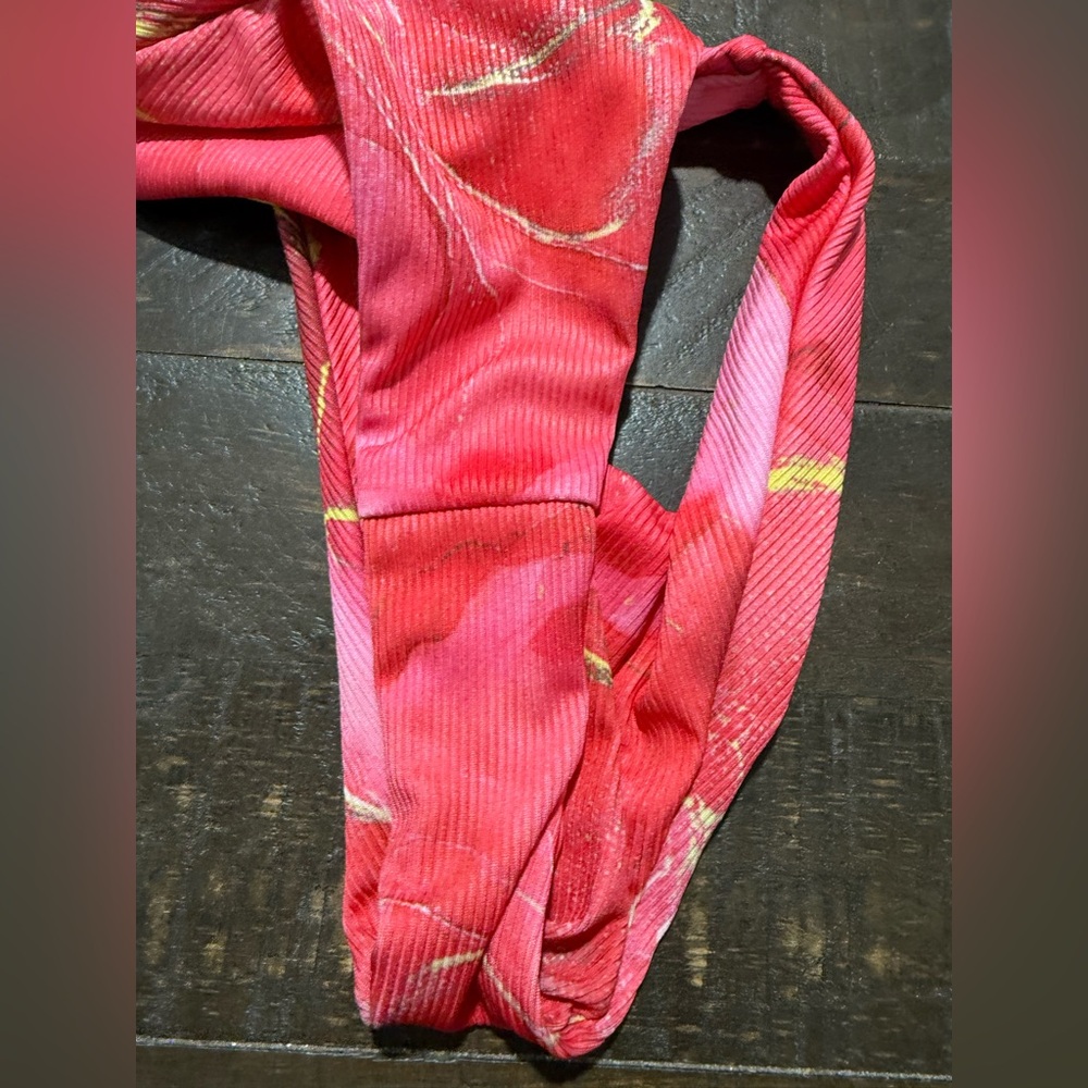 NWOT Pink Floral Bikini Sz Small - Picture 13 of 15